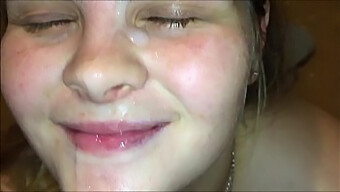 Teengirl Filmt Unglaublichen Blowjob Und Bekommt Massiven Cumshot Vor Der Kamera