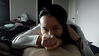 Asian Camgirl Jade Chan'S Passionate Oral Performance