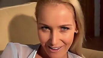 Milfed Milfs Vuonna Pov-Puhelun