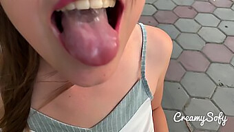 Sorpresa Traviesa De Creamysofy: Placer Oral Público Con Una Gran Polla