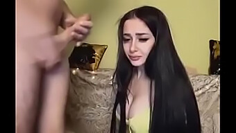 Russian Webcam Model Expertly Performs Deepthroat On Large Penis