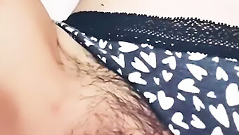 Adolescente Amadora Se Masturba Em Close-Up Pov