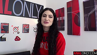 Anální Fixace Lydie Black V Hardcore Videu