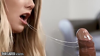 Trải Nghiệm Blowjob Lộn Xộn Và Lộn Xộn Với Aj Applegate