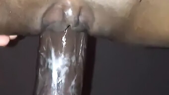 Vợ Tuổi Teen Được Creampie Từ Một Con Cặc To