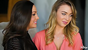 Abigail Mac และ Zoey Taylor จูบเลสเบี้ยนและเลียหีของกันและกัน