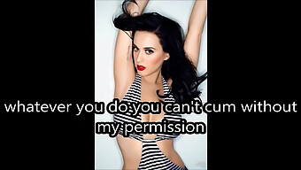 Katy Perry นักร้องชาวอเมริกันควบคุมและแสดงหน้าอกของเธอในวิดีโอ Femdom ที่เต็มไปด้วยการกระทําที่นุ่มนวลและหน้าอกที่กว้างขวาง